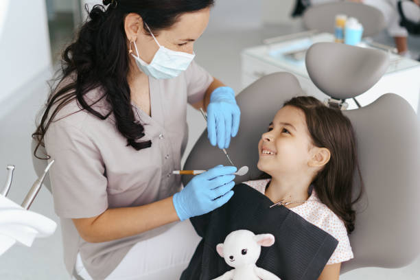 Best Emergency Dentist for Knocked-Out Tooth in Olga, FL